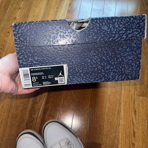 Air Jordan 3 Retro SE Sneakers (Used)